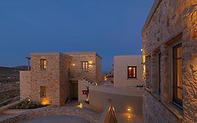 Themonies Luxury Suites